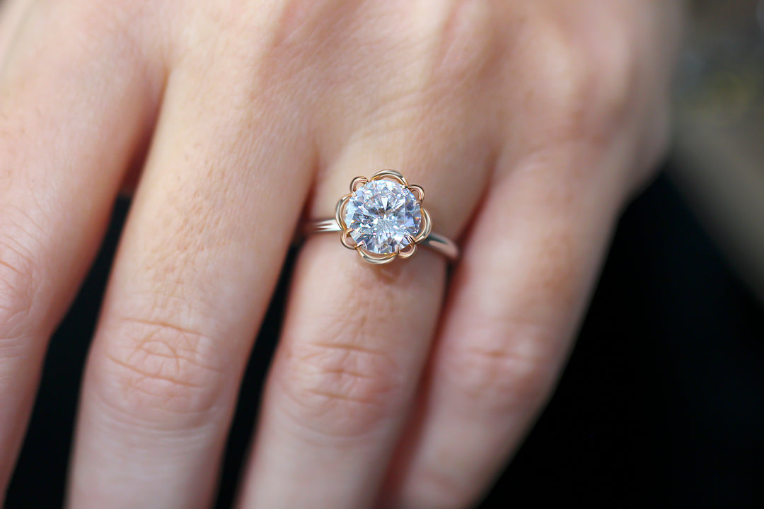 Petale' Solitaire Engagement Ring