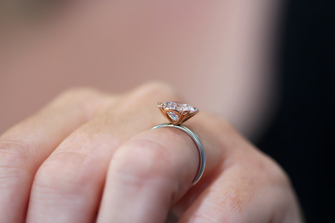 Petale' Solitaire Engagement Ring